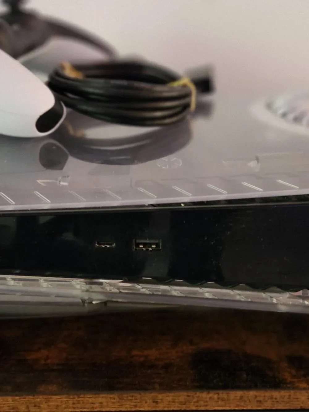 Used PS5 (Disc Edition) w/brand new dualsense